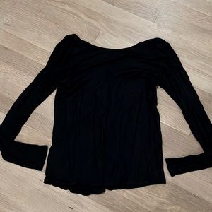 lululemon Open back longsleeve